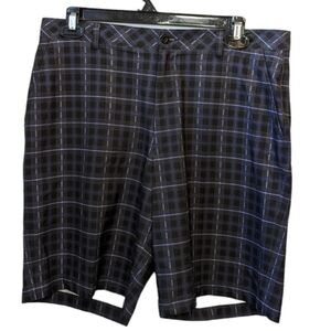 Bollé Golf Black Plaid Golf Shorts Size 36